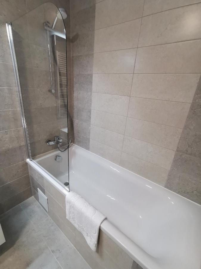 בראשוב Kronbed Apartments מראה חיצוני תמונה